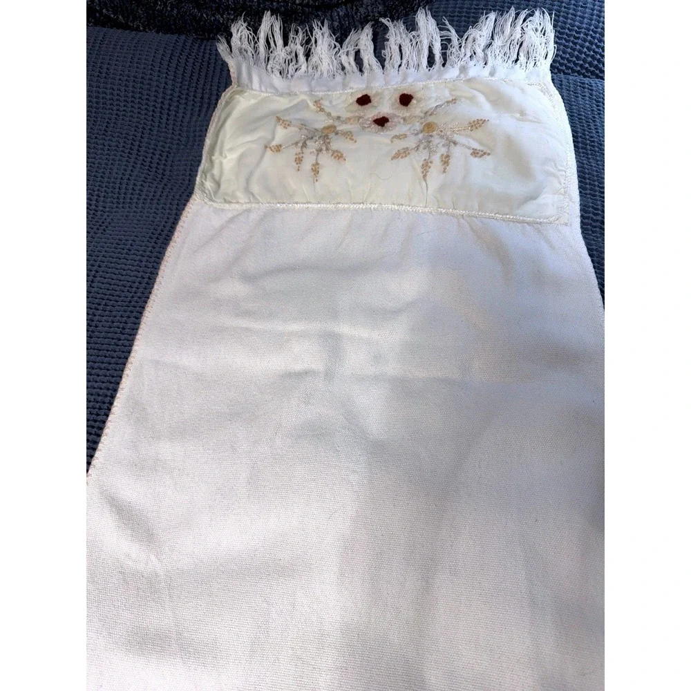 French Country Floral Table Runner Ivory Embroidered Appliqué Fringe 72x18